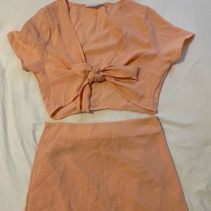 Pink/ Peach Two Piece Set 🤍